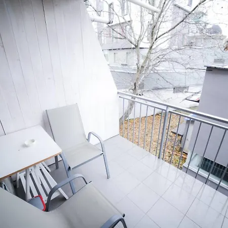 Appartement Comfort Hub Near Recovery Clinic *