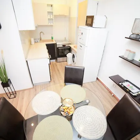 Comfort Hub Near Recovery Clinic 아파트