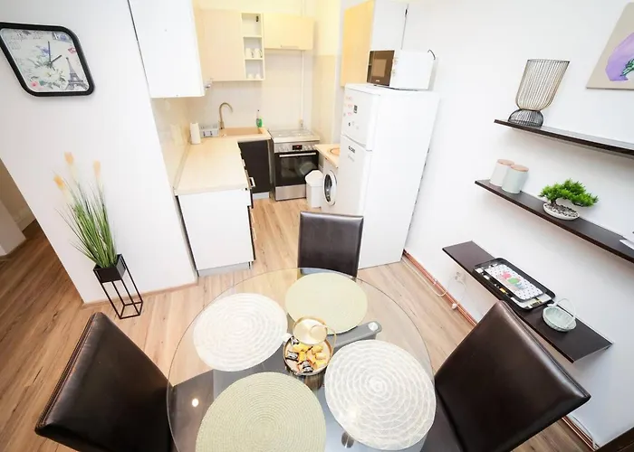 Comfort Hub Near Recovery Clinic Apartmán