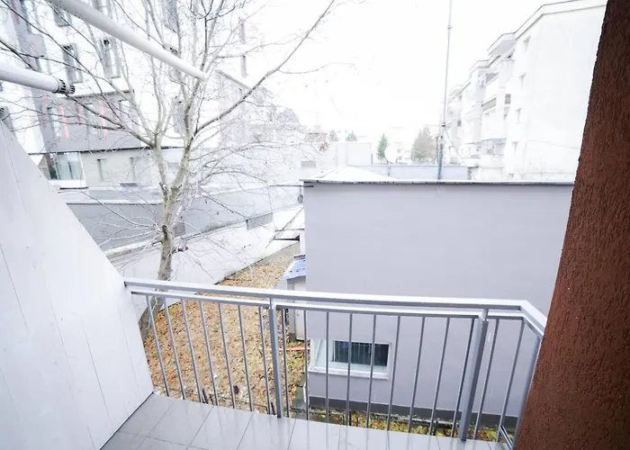 Apartment Comfort Hub Near Recovery Clinic