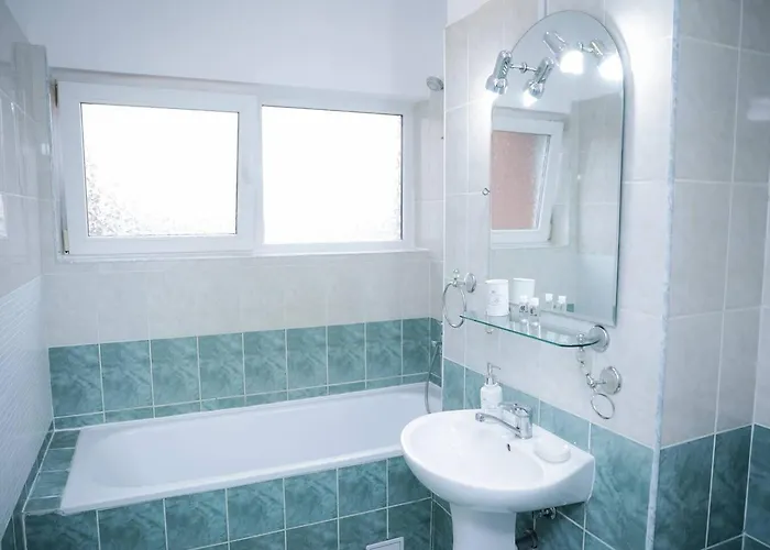 Comfort Hub Near Recovery Clinic Апартаменти